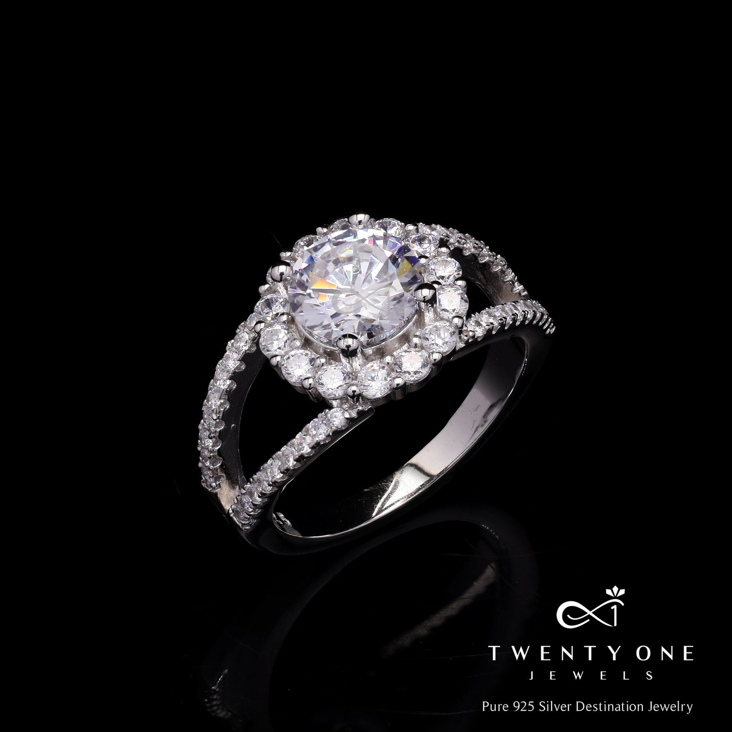 1.5 Carat Round Cut Solitaire Dilicia Ring with Diamond Halo on Pure 925 Silver