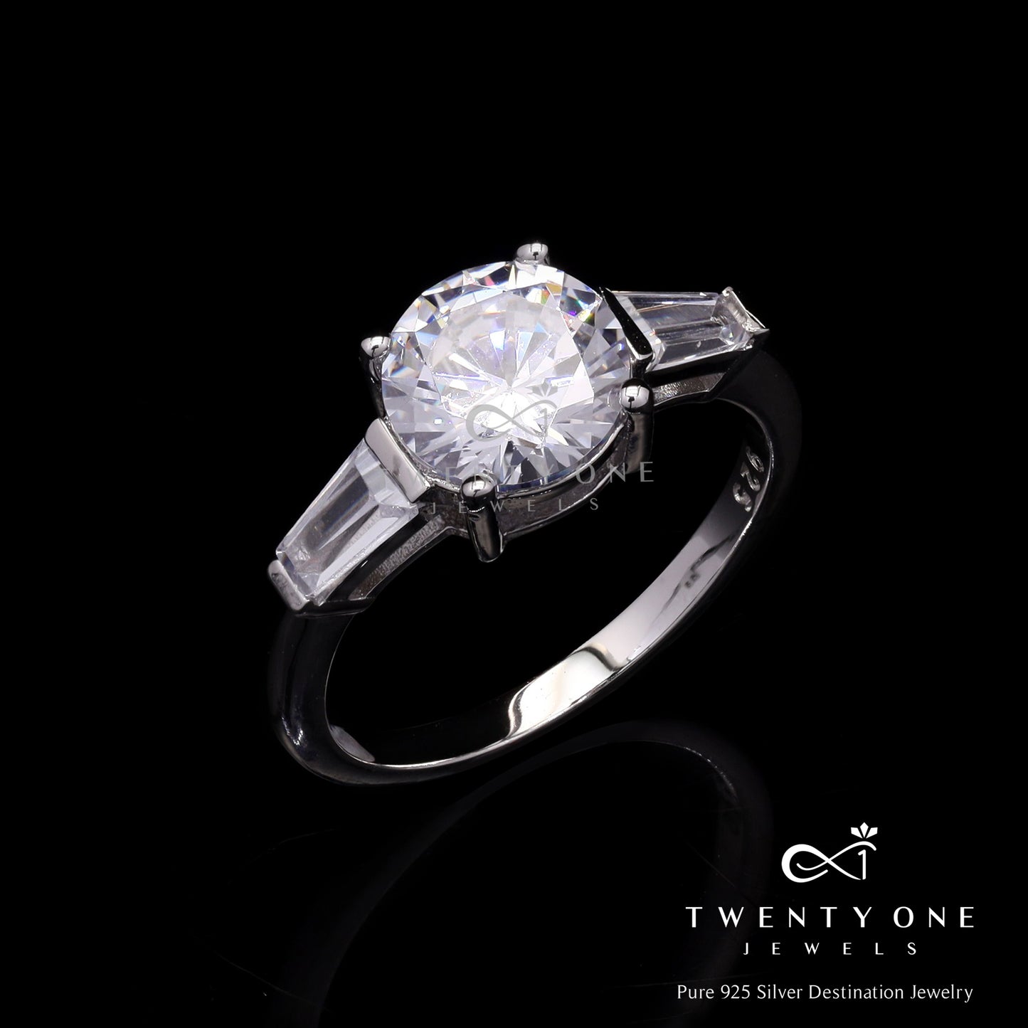 1.5 Carat Solitaire Vallery Ring on Pure 925 Silver
