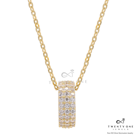 18k Gold Finish Brezza Ring Pendant with Chain on Pure 925 Silver.