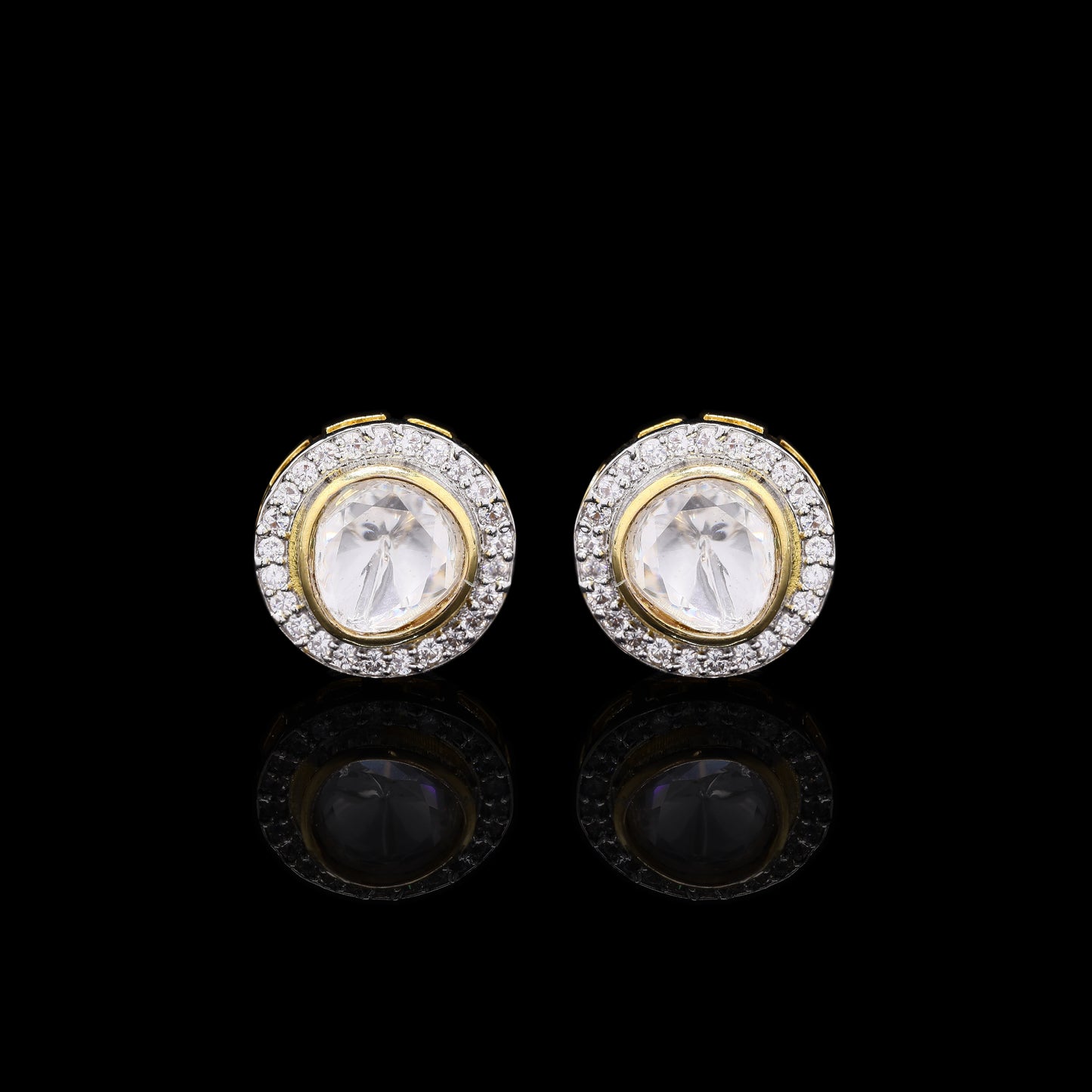 Gold Finish Polki Diamond Bezel Setting Mens Cuff Link Pair with Diamond Cluster