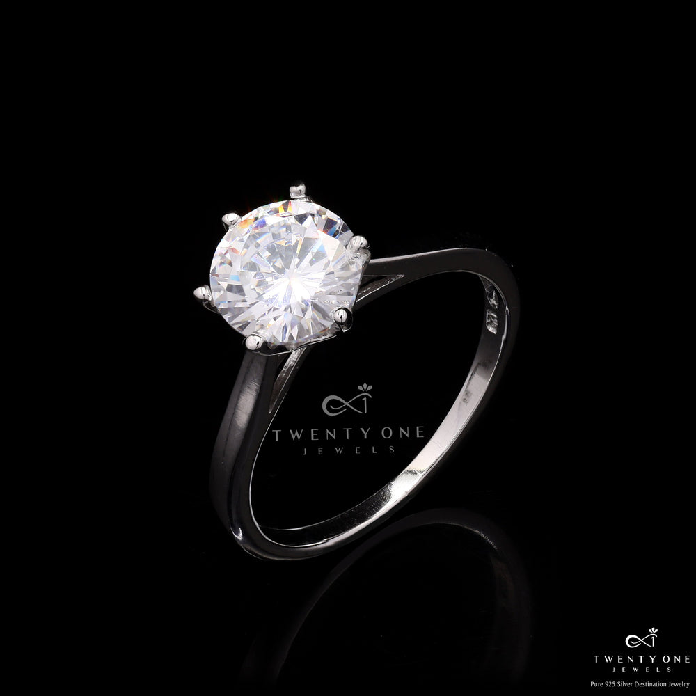 The 2 Carat Solitaire 6 Prongs Royal Alexa Ring On 925 Silver