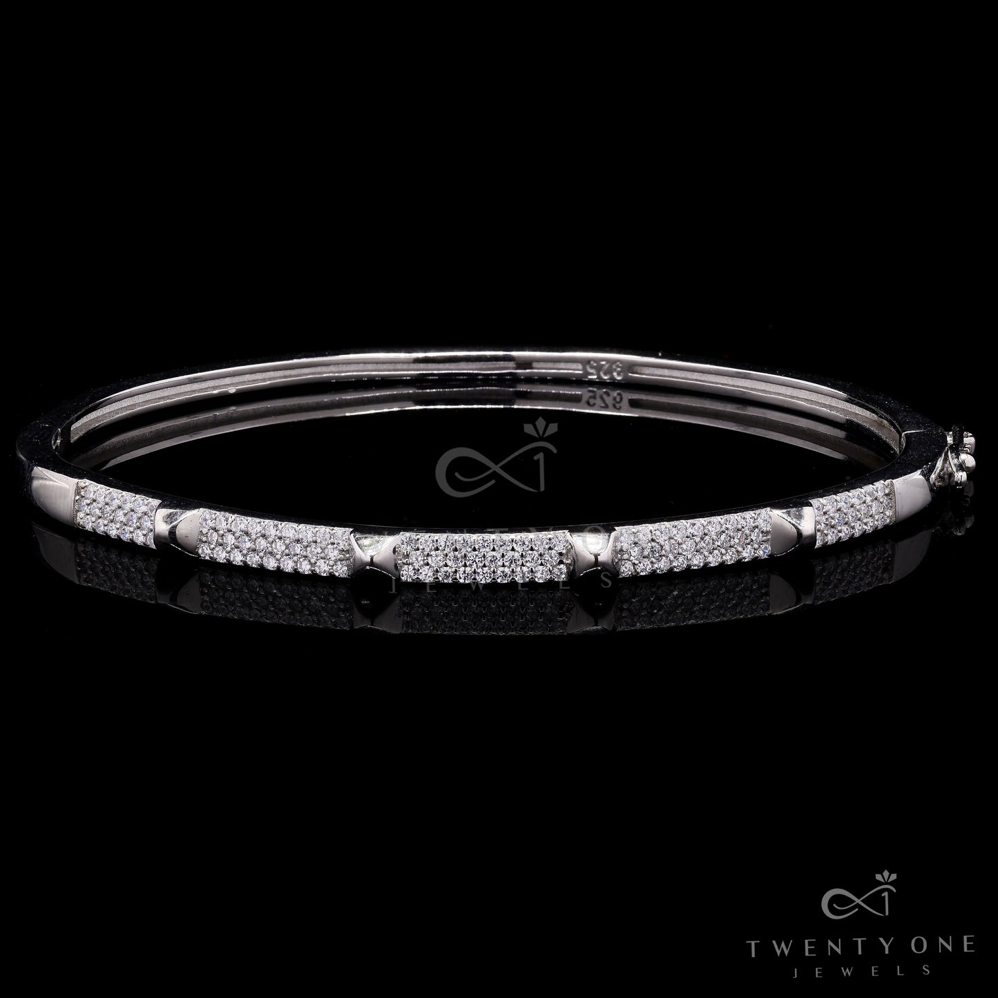 Pure 925 Silver Openable Delcy Bracelet