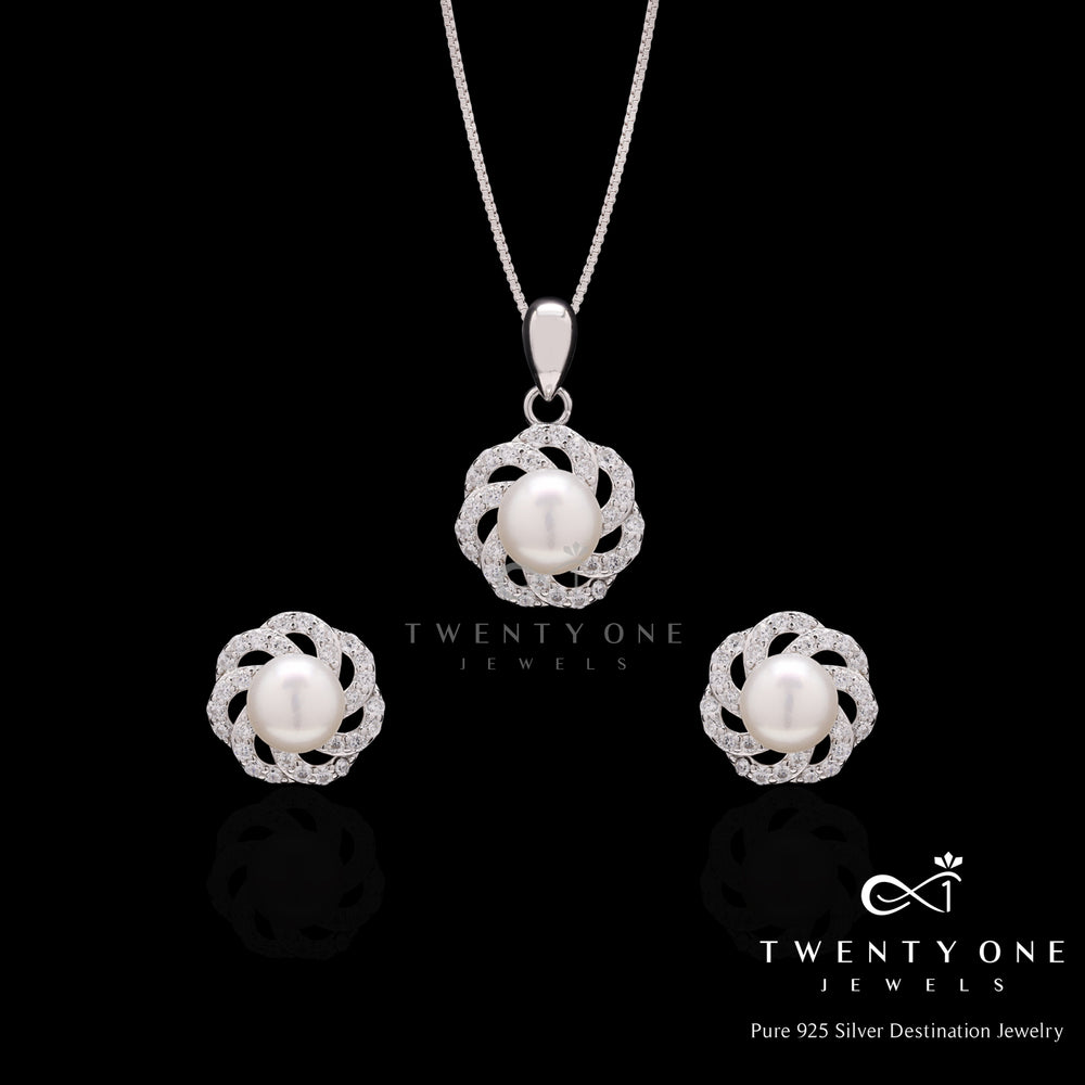 Pure 925 Silver Fresh Water Peal Mariana Pendant Set