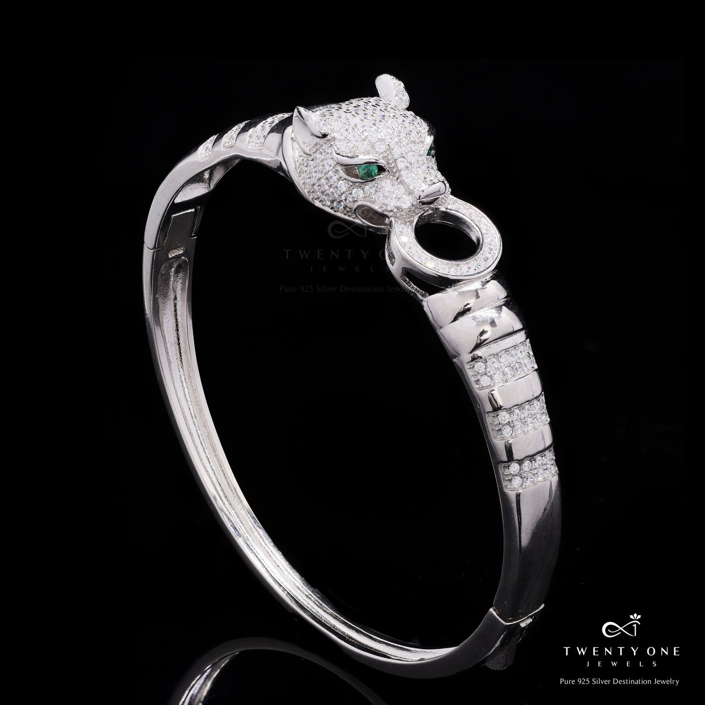 Luxury Brand Inspired Ultra Premium Micro Setting Diamond Openable Panther and Ring Bracelet with Green Emerald Eye Detailing on Pure 925 Silver