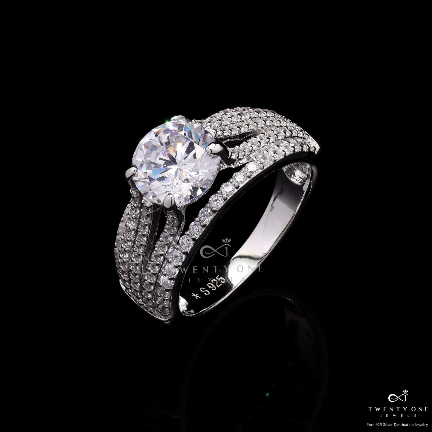 The 2 Carat Royal Skyza Solitaire Ring on 925 Silver