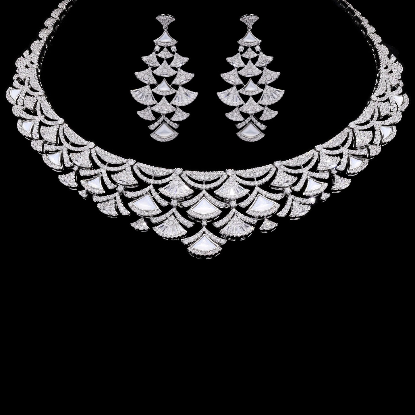 TOJ Everyday - Premium Mother of Pearl Detailing Nina Necklace Set with Earrings