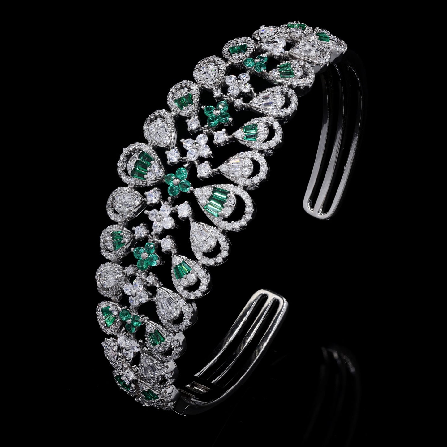 TOJ Everyday - Premium American Diamond Baguette Pressure Setting Openable Hiya Bracelet with Emerald Detailing