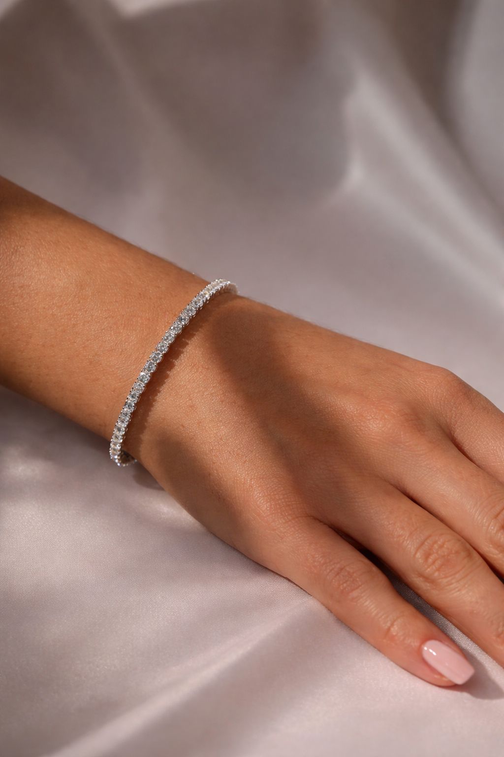 TOJ Everyday - 10 Pointer American Diamond Solitaire Classic Anti Tarnish Tennis Bracelet
