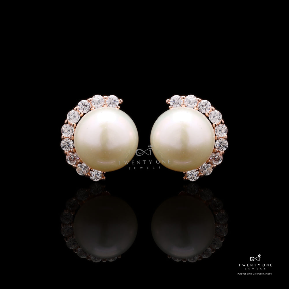 Fresh Water Pearl Julieta Studs On 925 Studs