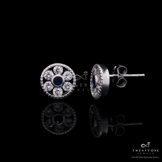 Dana Studs with Push Back on Pure 925 Silver.