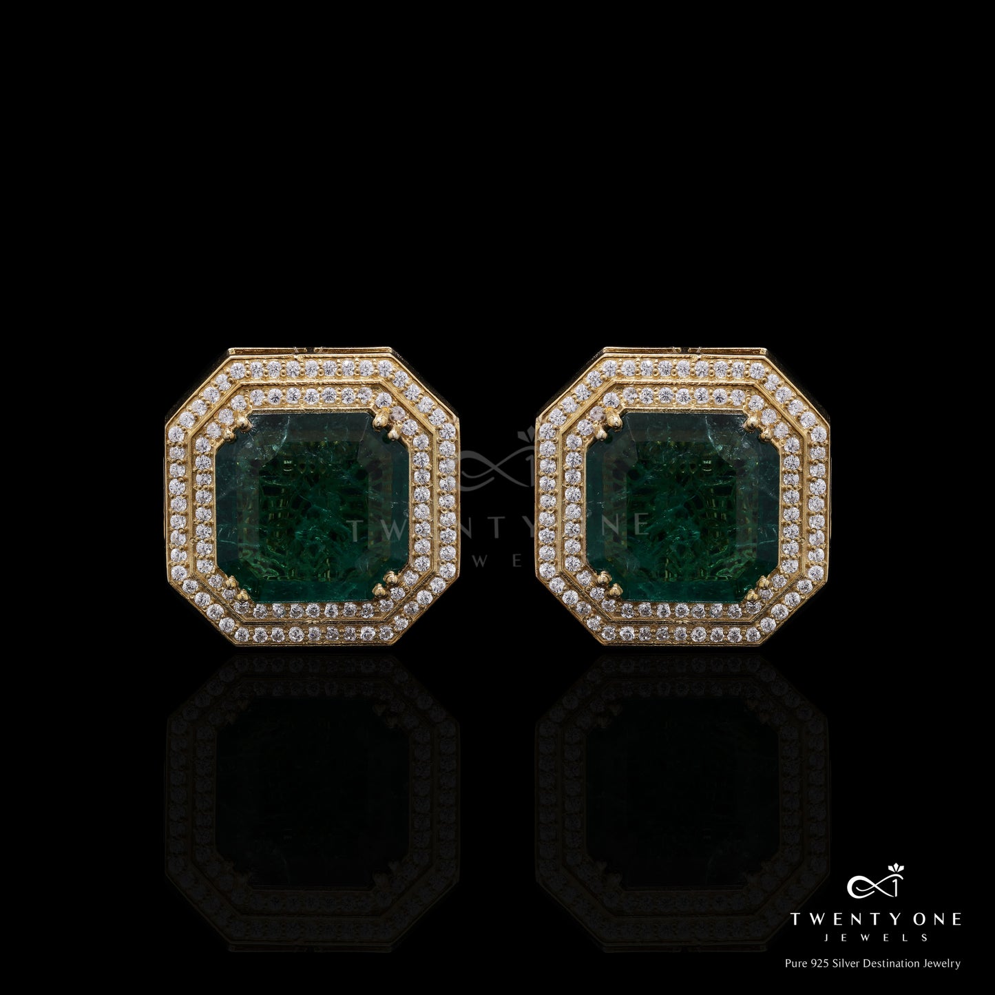Pure 925 Silver Classic l Emerald Navesha Statement Studs