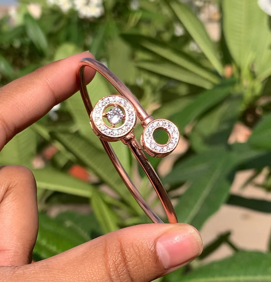 Rose Gold Finish Savy Adjustable Bracelet on Pure 925 Silver