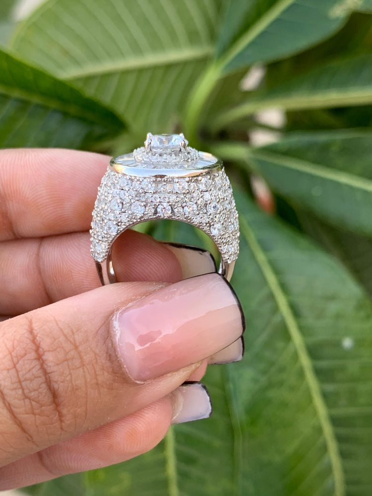 Statement Diamond Studded Solitaire Nosha Ring on 925 Silver