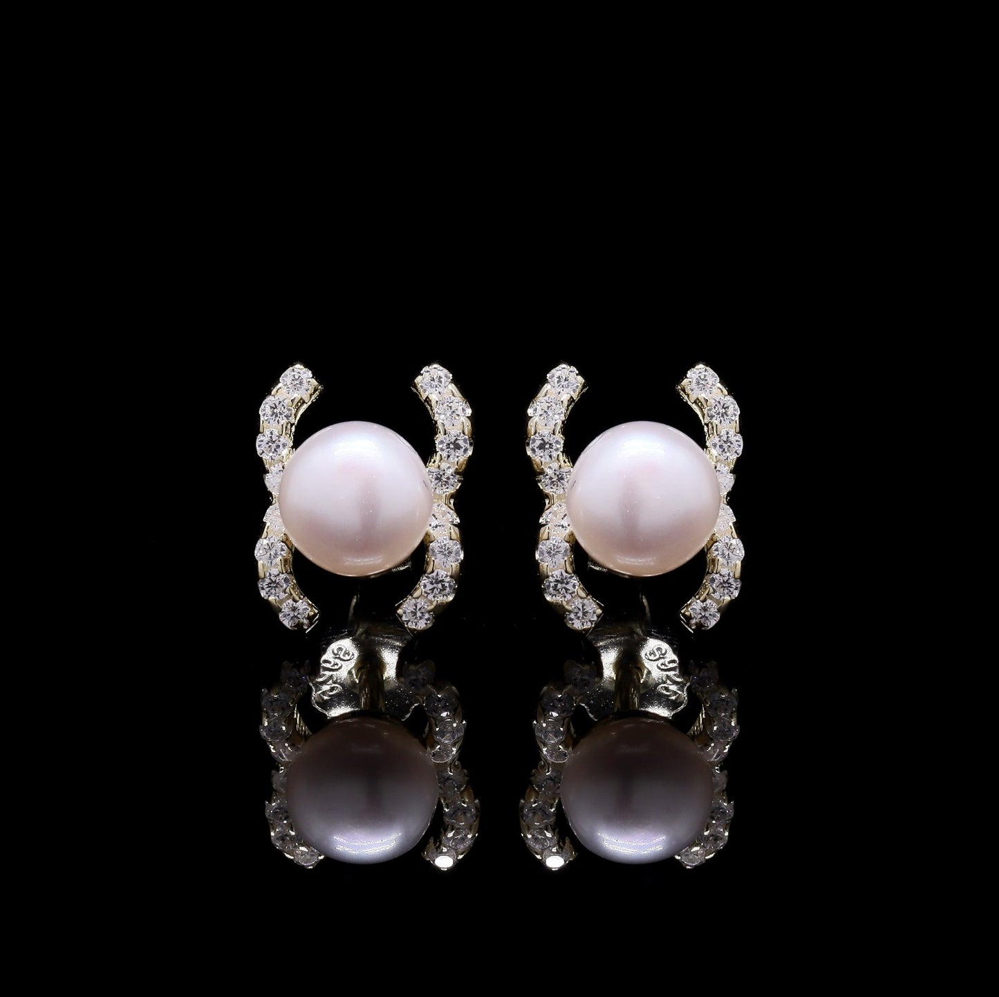 Luxury Brand Inspired Fresh water Pearl Ada Stud on pure 925 Silver