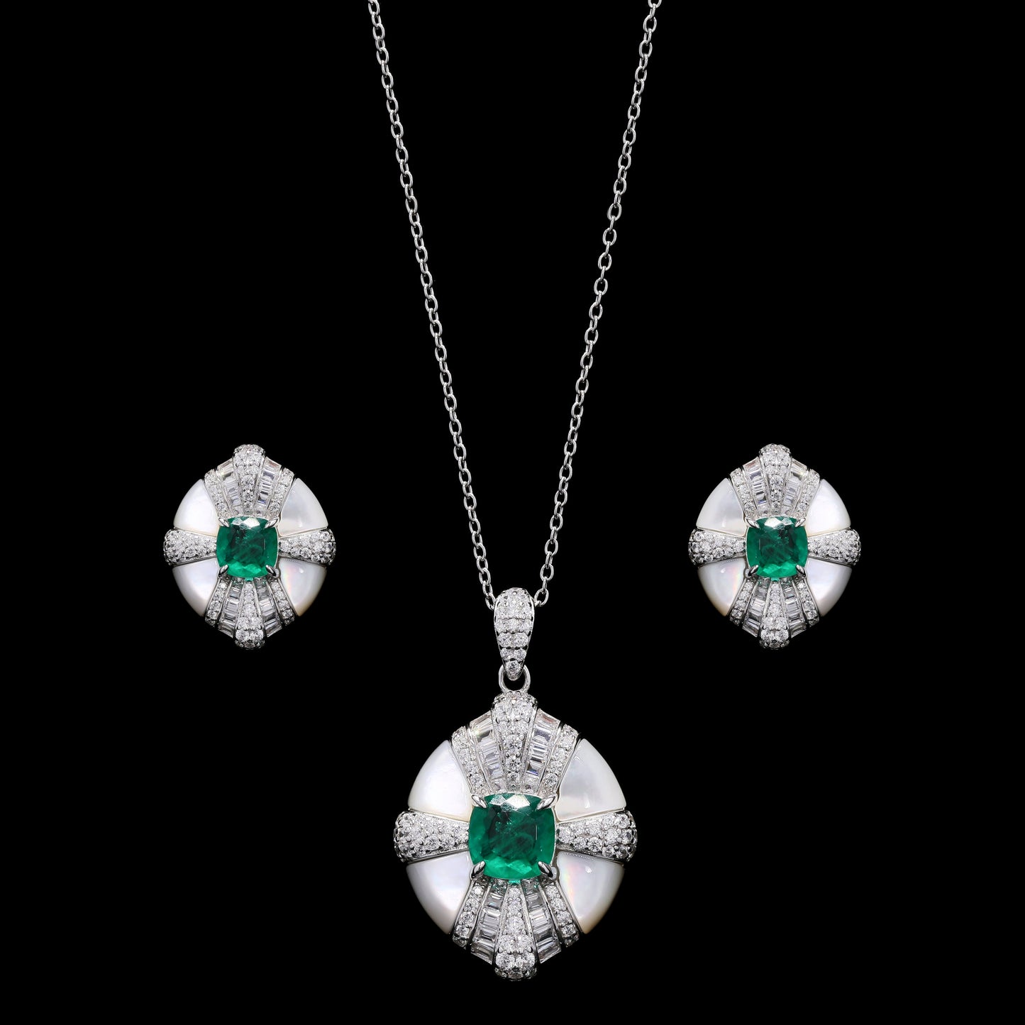 Ultra Premium Mother of Pearl Italian Setting Emerald Pendant Set on Pure 925 Silver