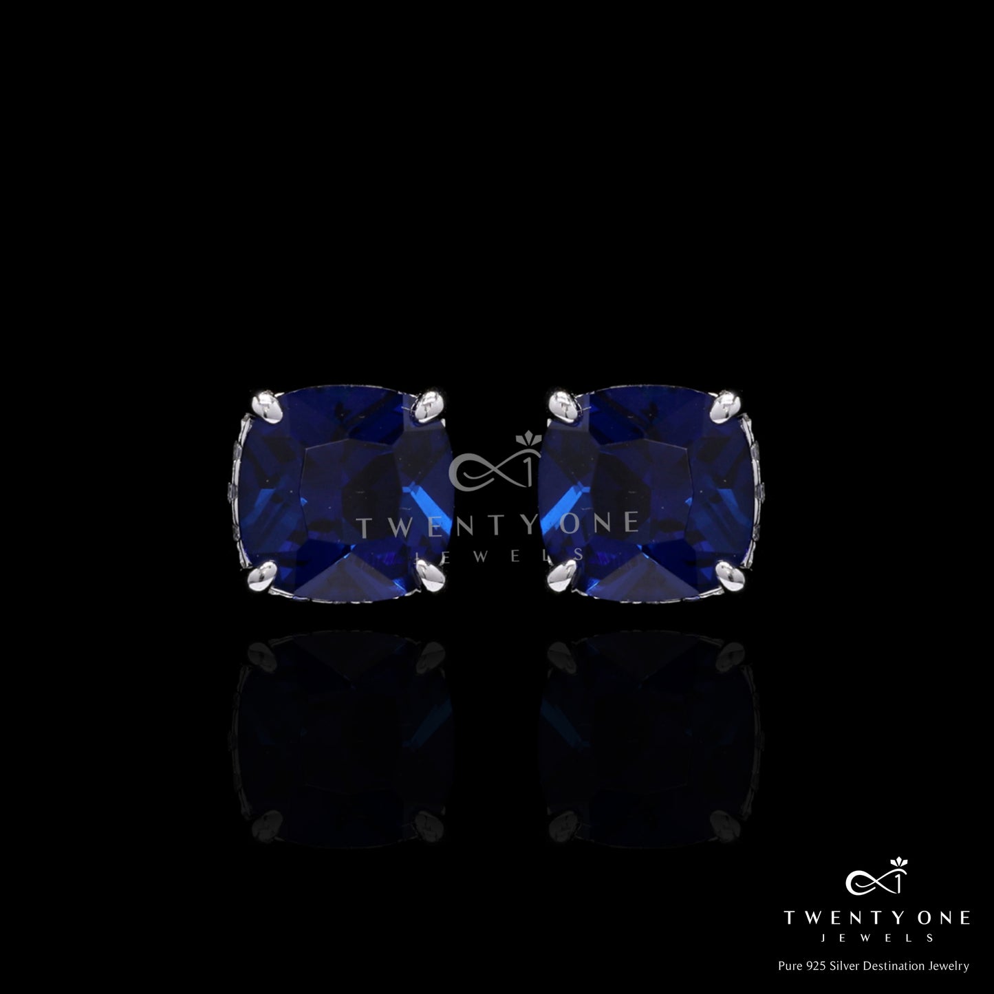 Ultra Premium Deep Blue Cushion Cut Solitaire Burito Pendant Set on Pure 925 Silver