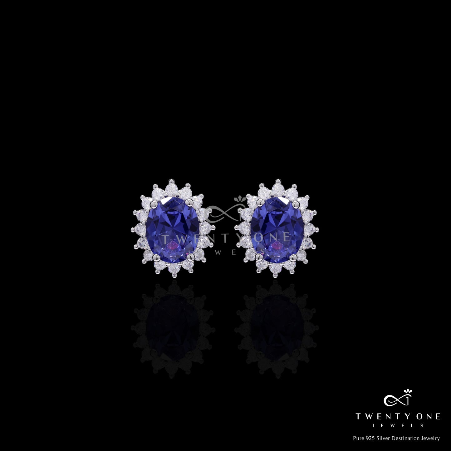 Ultra Premium Deep Blue Oval Solitaire Duran Pendant Set on Pure 925 Silver