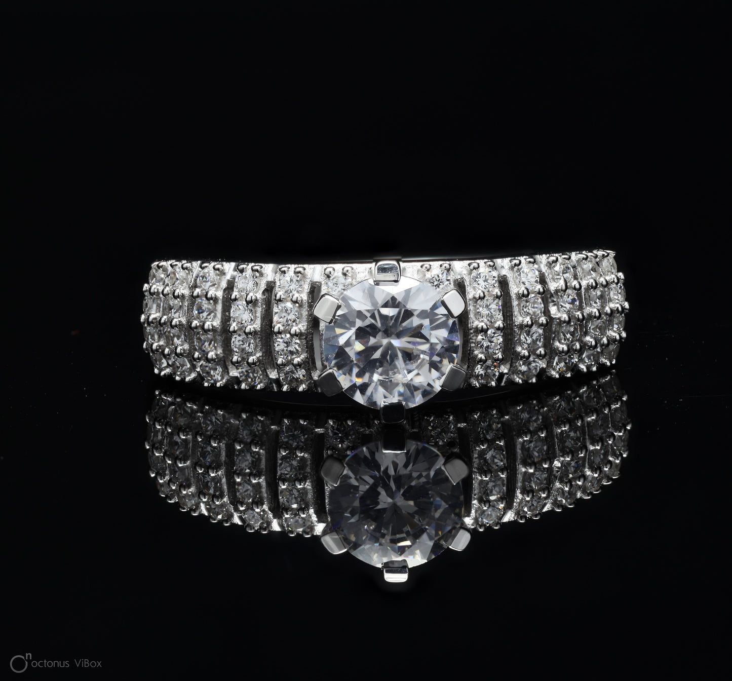 Royal Sia Solitaire Ring