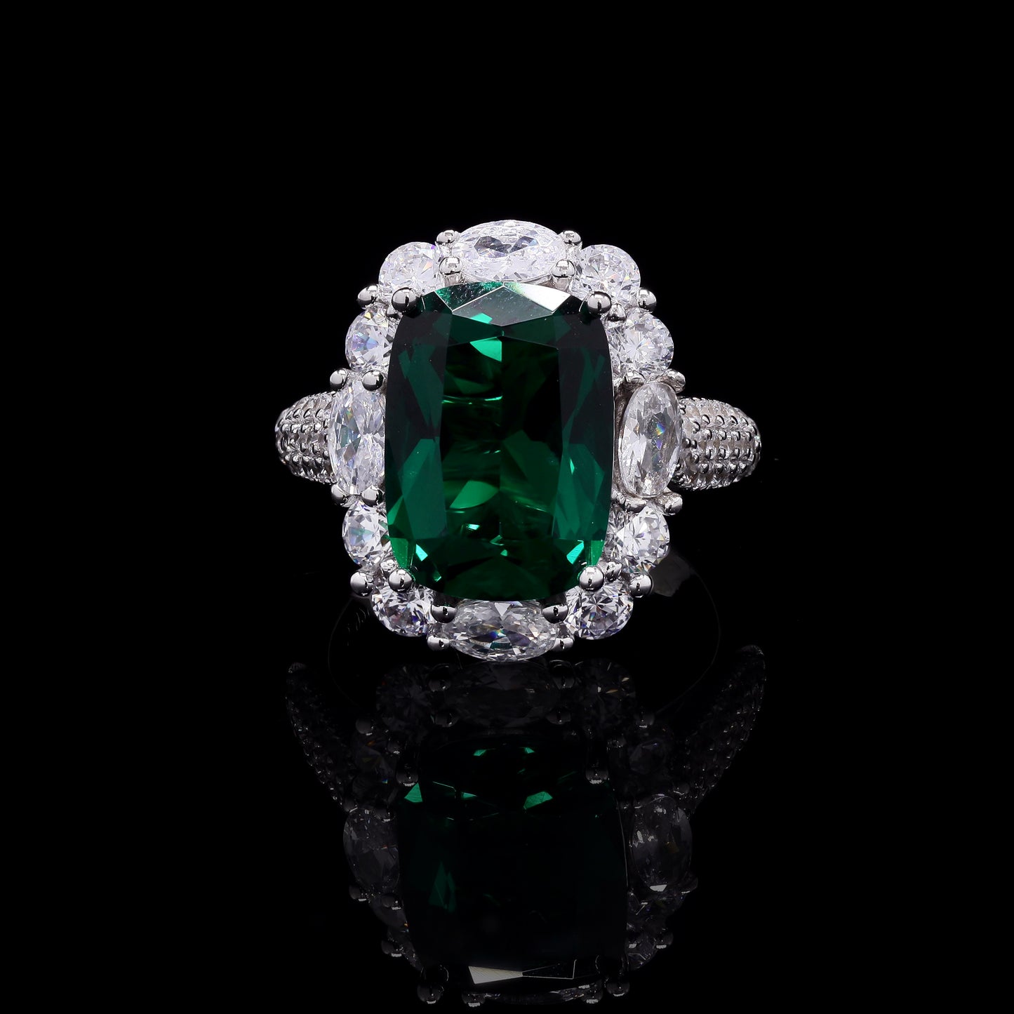 Ultra Premium Emerald Statement Ring with Oval and Round Cut Solitaires on Pure 925 Silver
