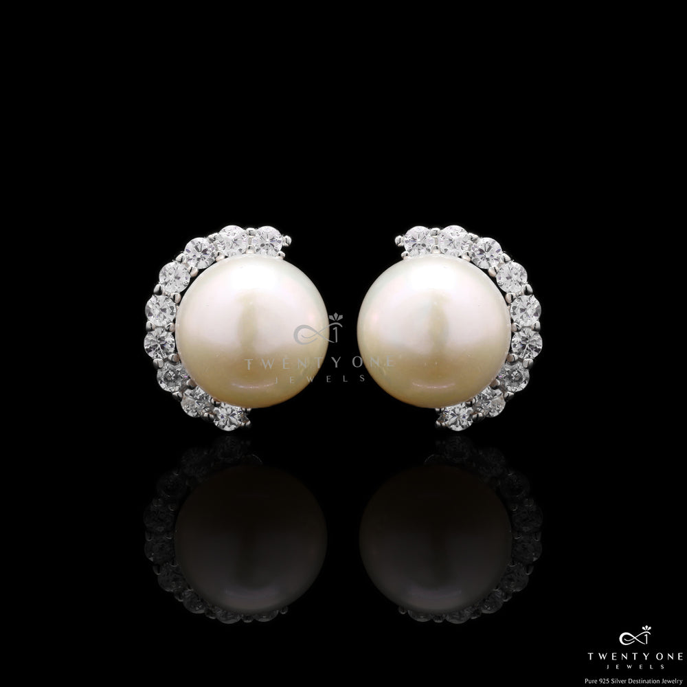 Fresh Water Pearl Julieta Studs On 925 Studs