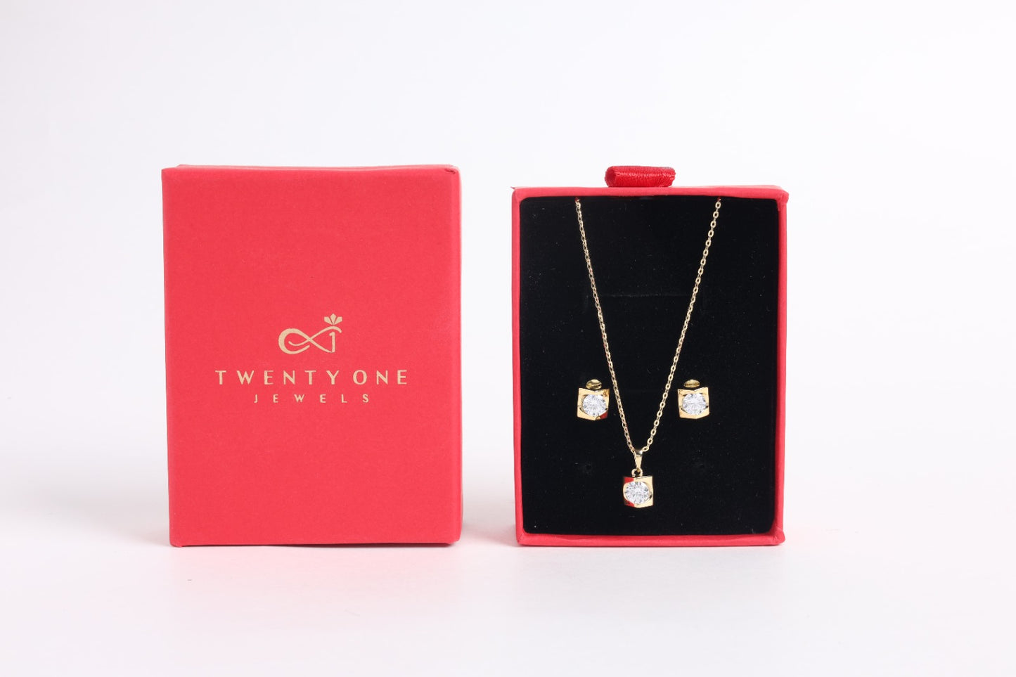 18K Gold Solitaire Vanity Pendant Set on Pure 925 Silver