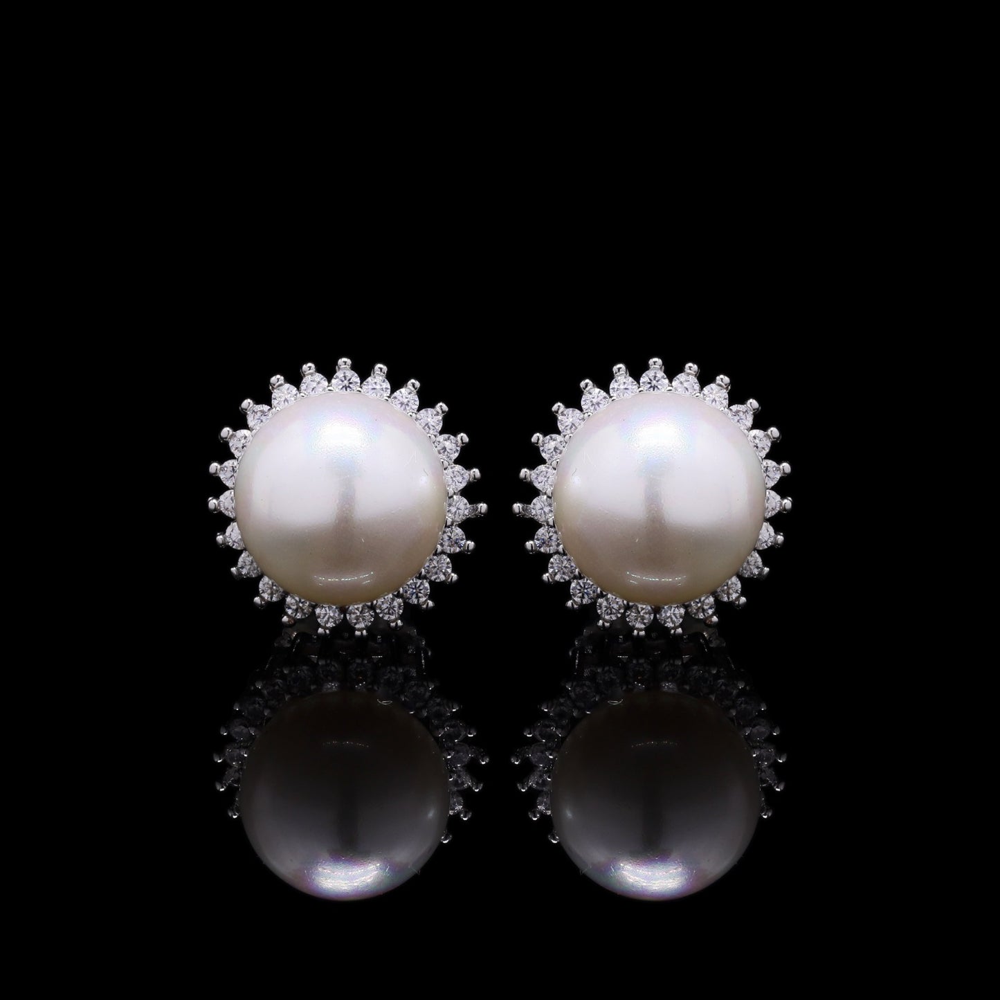 Fresh Water Pearl Round Sun Studs