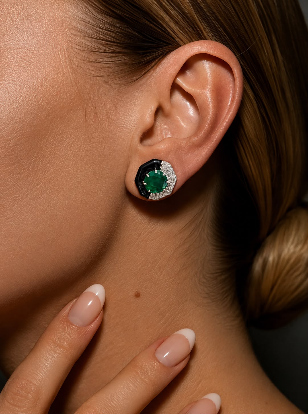 Ultra Premium Ice Cut American Diamond Pure 925 Silver Emerald Green Round Cut Solitaire Black Enamel Diamond Halo Statement Stud Earrings for Women