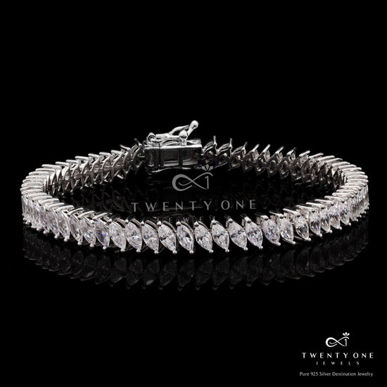 Premium Marquise Solitaire 15 Pointer Tennis Bracelet on Pure 925 Silver.