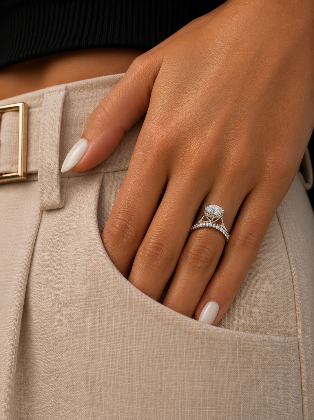 The 2 Carat Royal Clara Solitaire Ring on 925 Silver