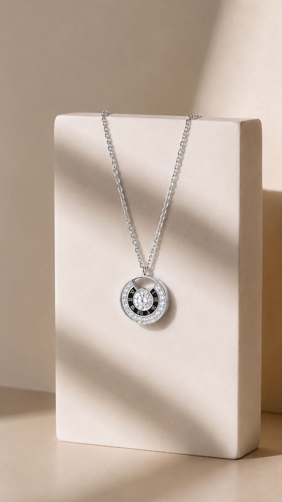 Vintage 925 Silver Solitaire Pendant With Chain on Pure 925 Silver