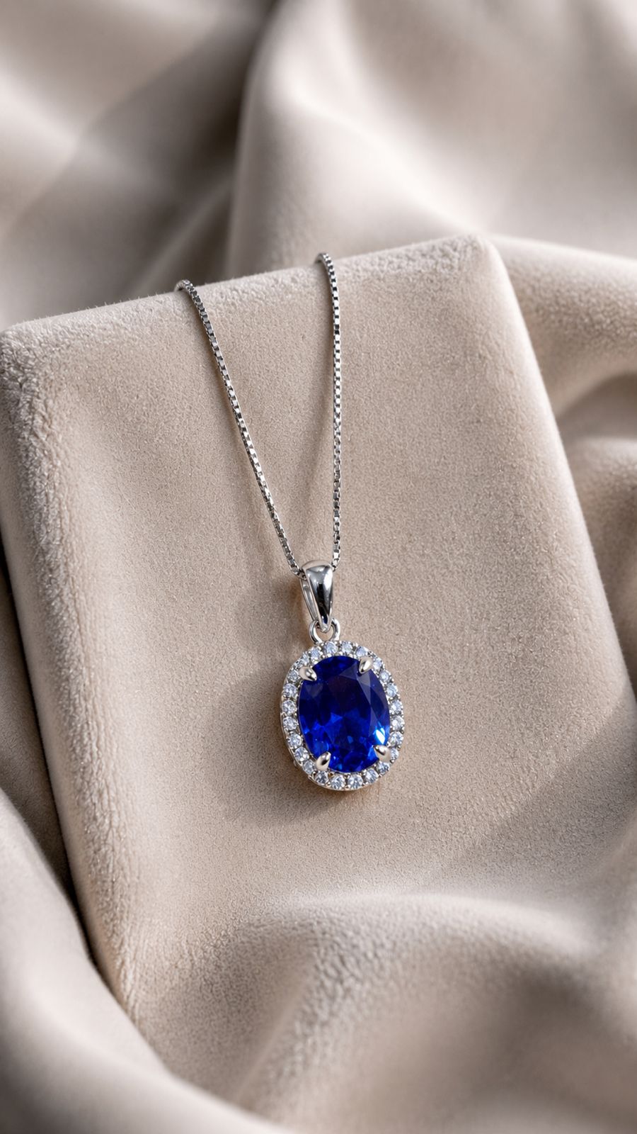 Ultra Premium Deep Blue Oval Sapphire Pendant Set on Pure 925 Silver