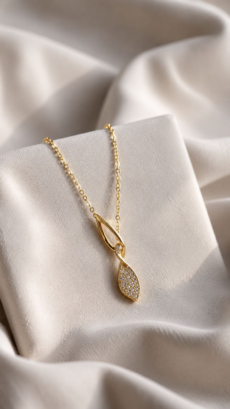 Exclusive Entangled In Love Diamond Studded Leaf Pendant With Chain On Pure 925 Silver