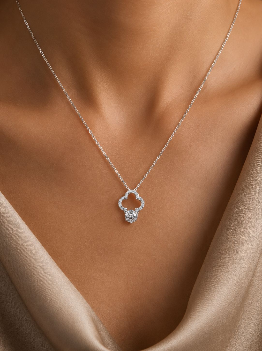 Milos Clover Leaf Pendant with Solitaire on Pure 925 Silver