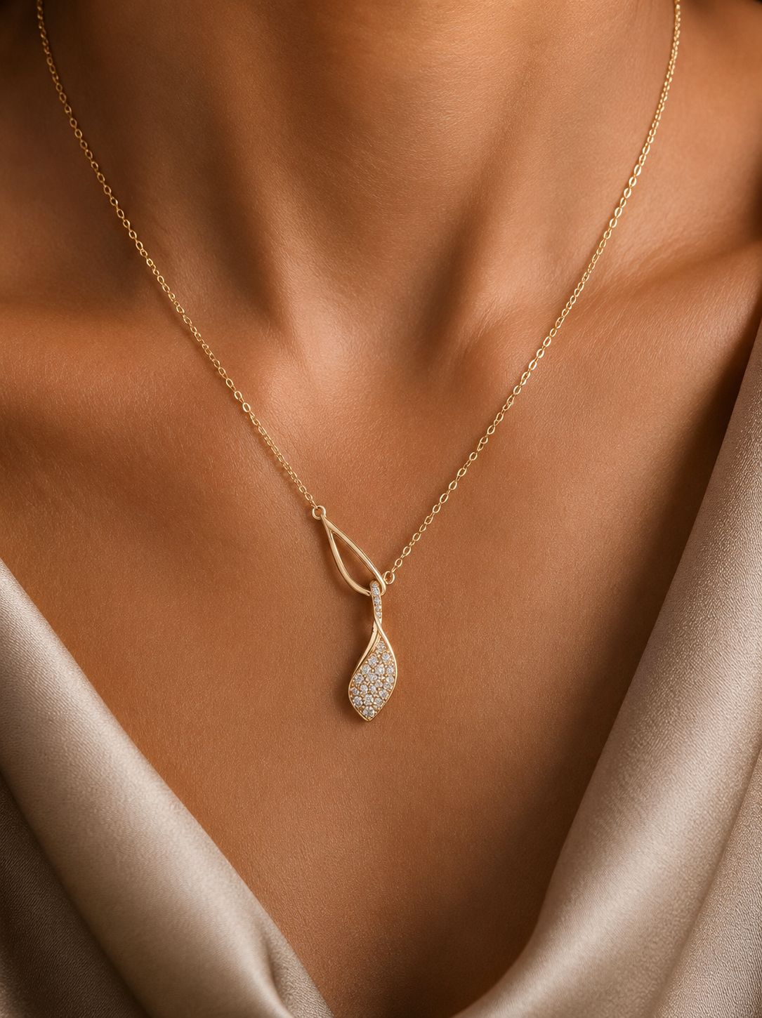 Exclusive Entangled In Love Diamond Studded Leaf Pendant With Chain On Pure 925 Silver
