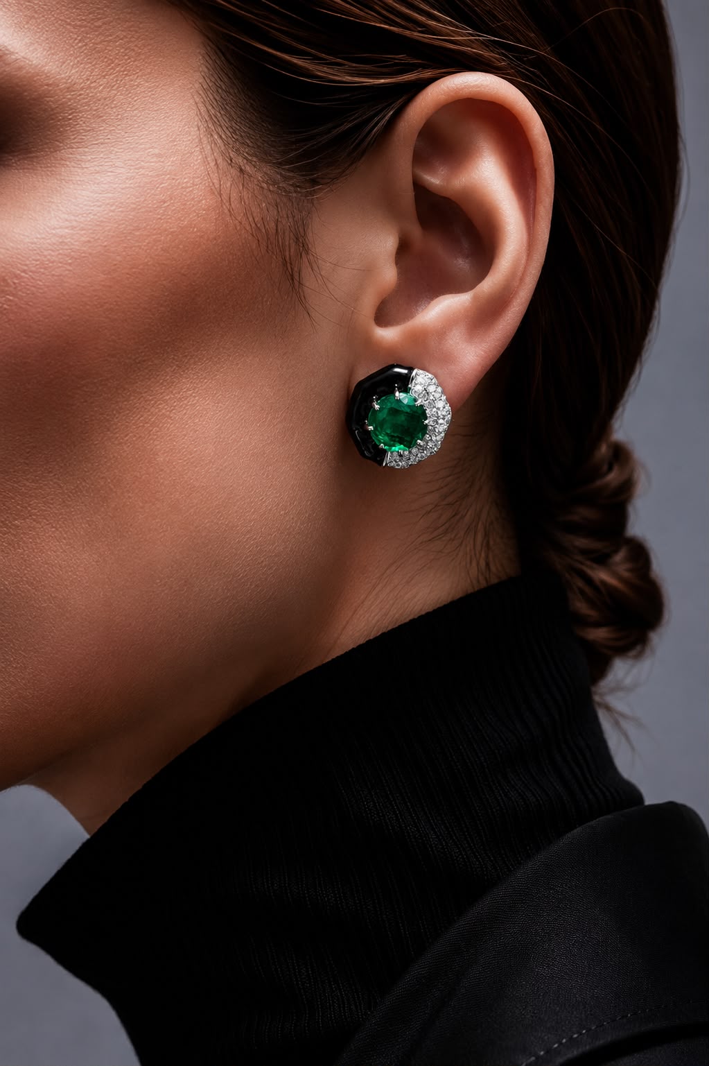 Ultra Premium Ice Cut American Diamond Pure 925 Silver Emerald Green Round Cut Solitaire Black Enamel Diamond Halo Statement Stud Earrings for Women