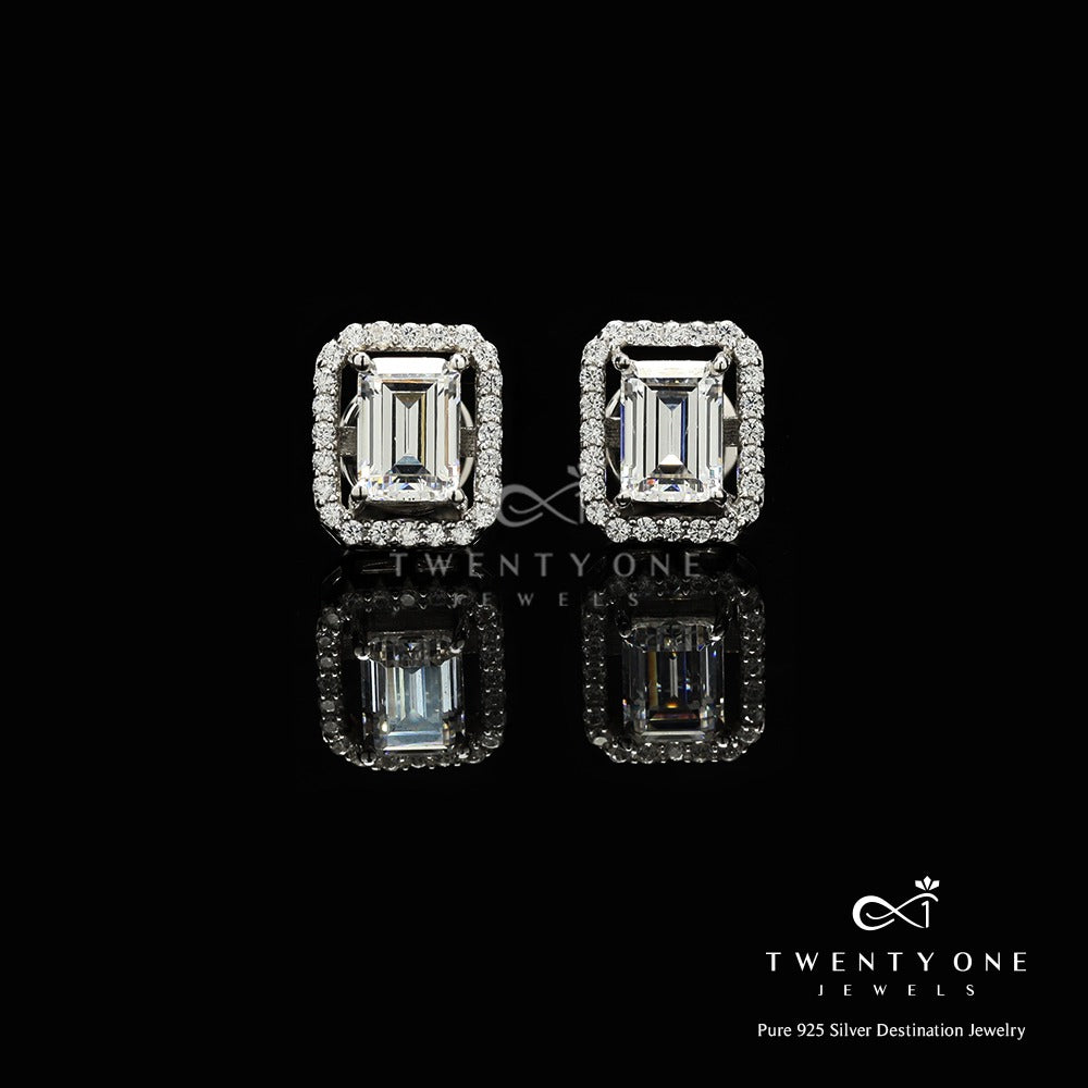 Premium 1.5 Carat Emerald Cut Solitaire Princia Pendant Set On 925 Silver with Premium Screw Back Studs
