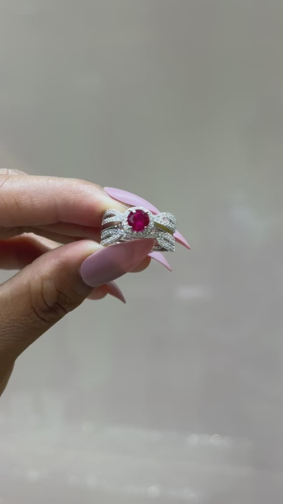 Load and play video in Gallery viewer, Red Ruby Detachable Rizen Solitaire Ring on 925 Silver
