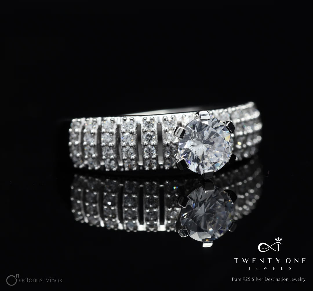 Load and play video in Gallery viewer, Royal Sia Solitaire Ring
