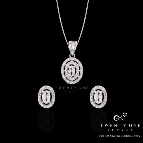 Diamond  Pendant Set
