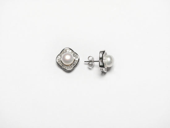 Fresh Water Pearl Studs