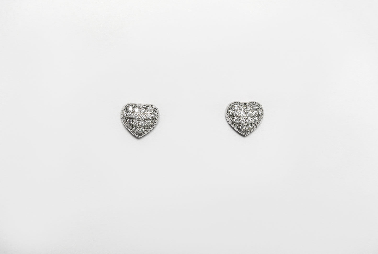 Elevated Heart Illary Pendant Set With Chain