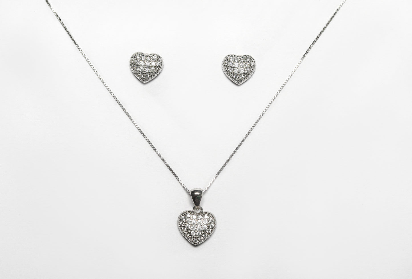 Elevated Heart Illary Pendant Set With Chain
