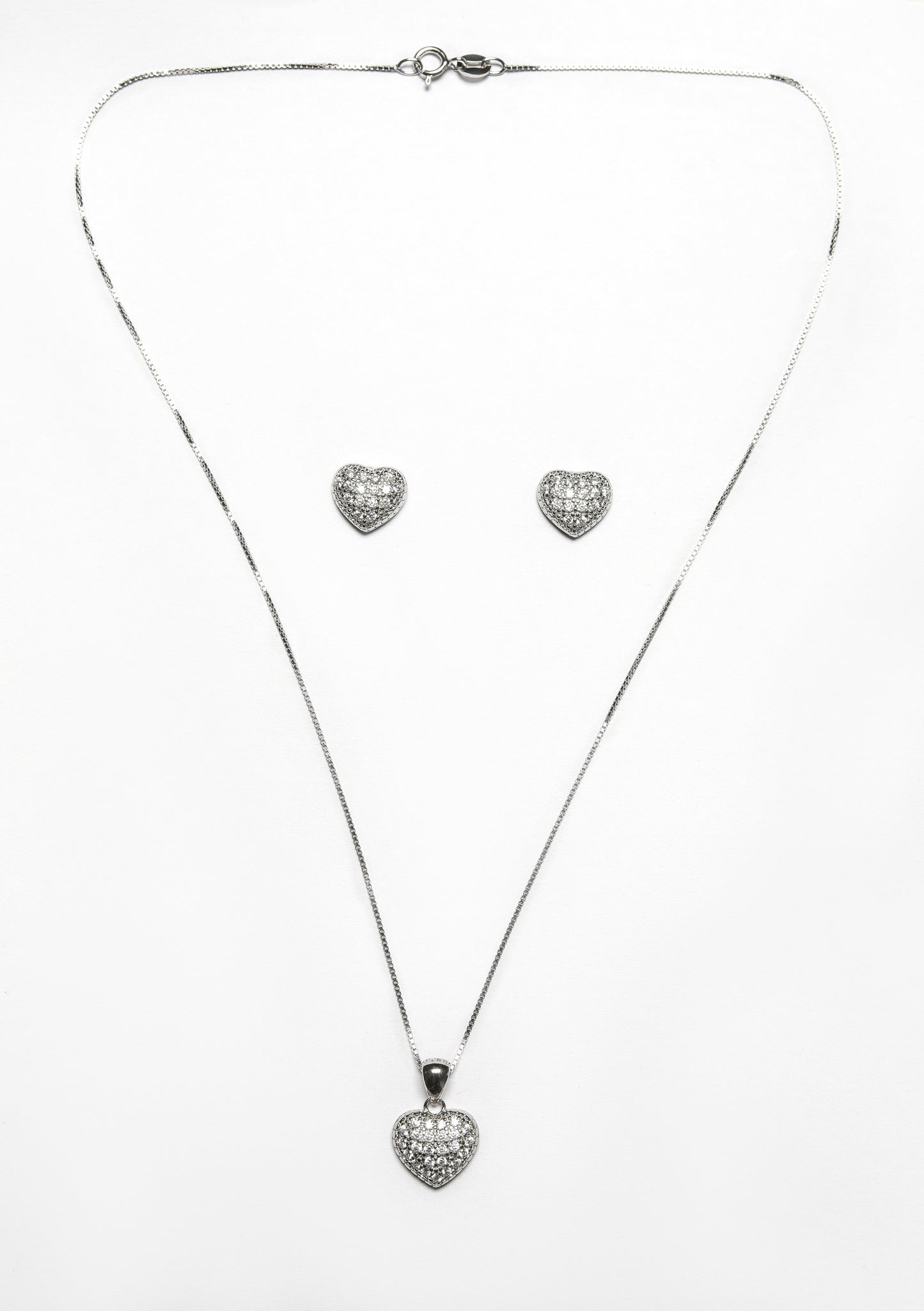 Elevated Heart Illary Pendant Set With Chain