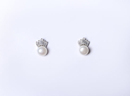 Kingsta Fresh Water Pearl Studs on Pure 925 Silver