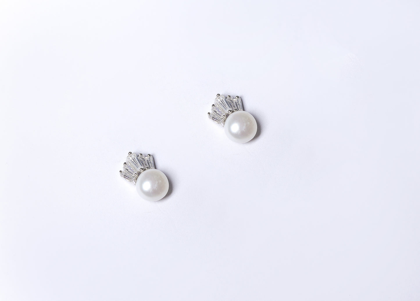 Kingsta Fresh Water Pearl Studs on Pure 925 Silver