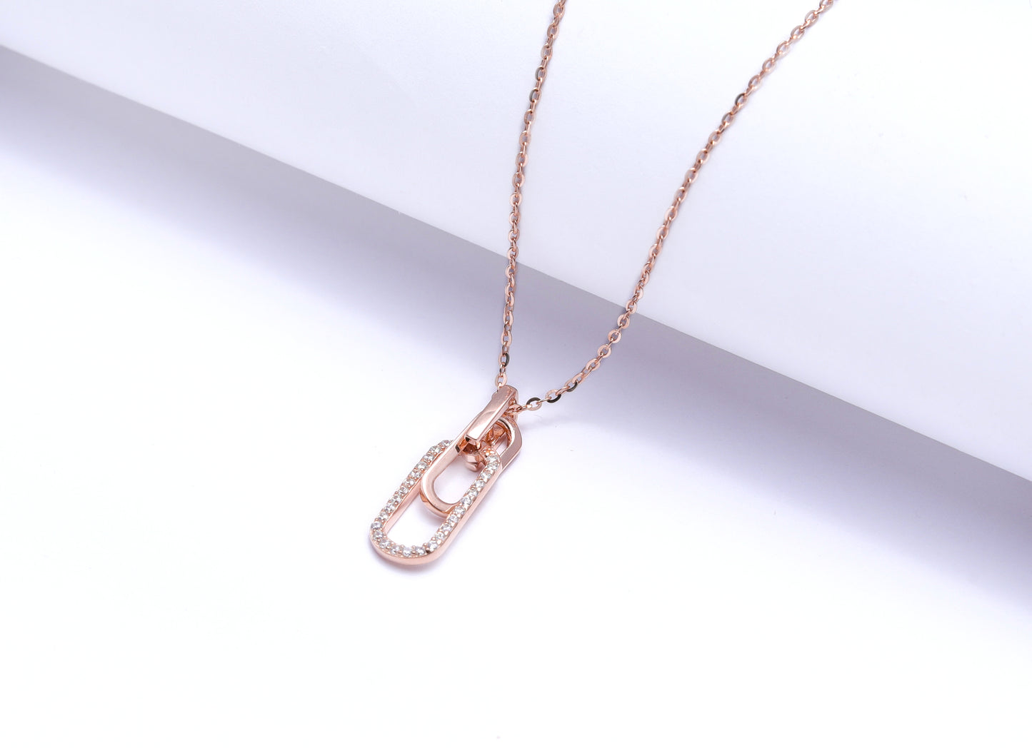 Rose Gold Sintara Diamond Studded Pendant with Chain