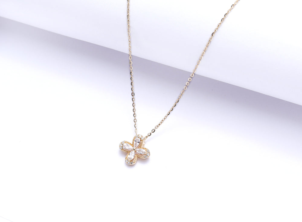 4 Petal Gold Finish Solitaire Misha  Pendant with Chain on Pure 925 Silver