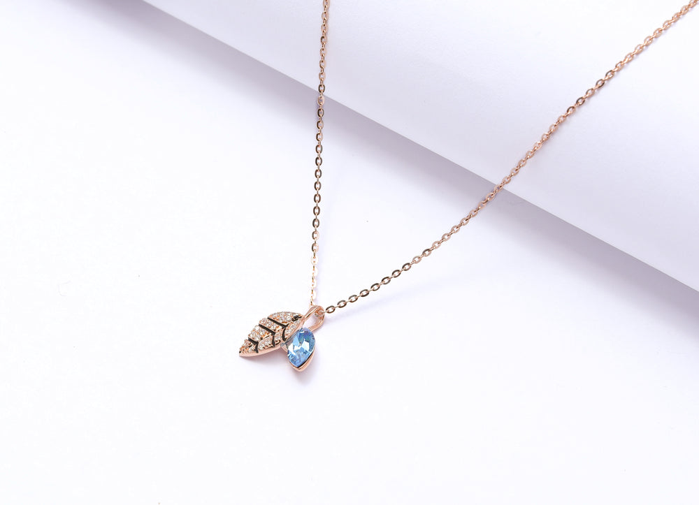 Rose Gold Pendant with chain