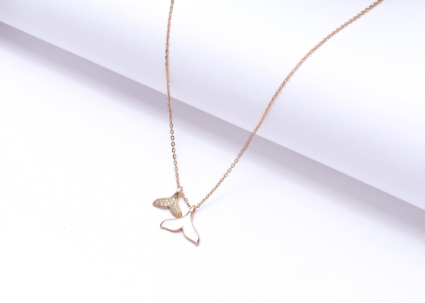 Rose Gold Pendant with chain