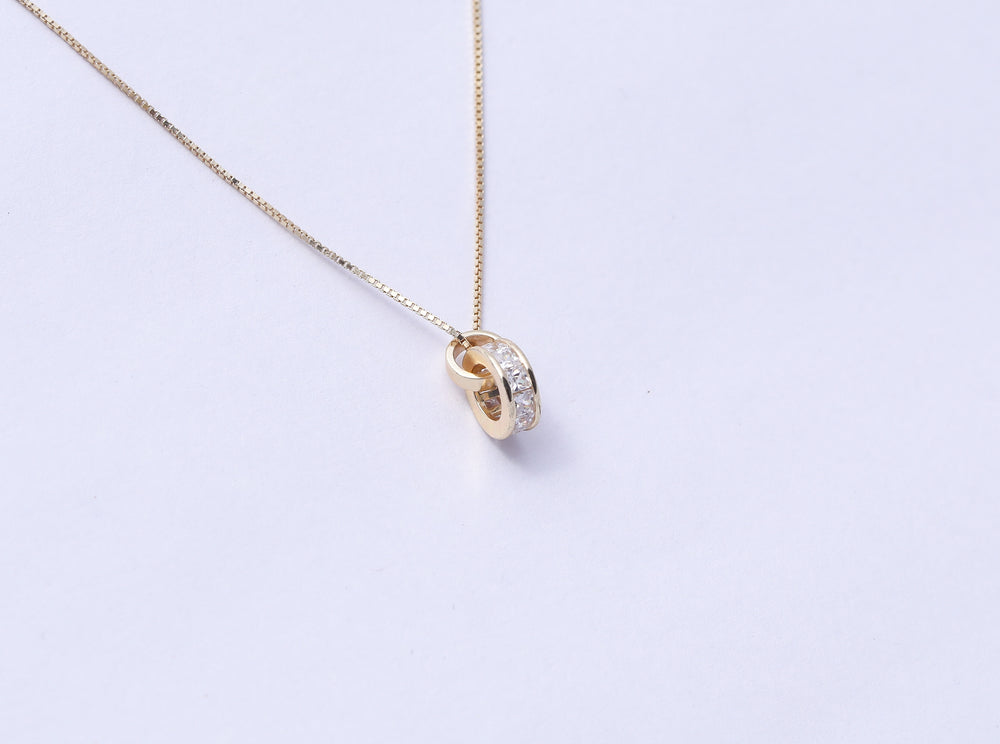 Gold Finish Pendant with Chain
